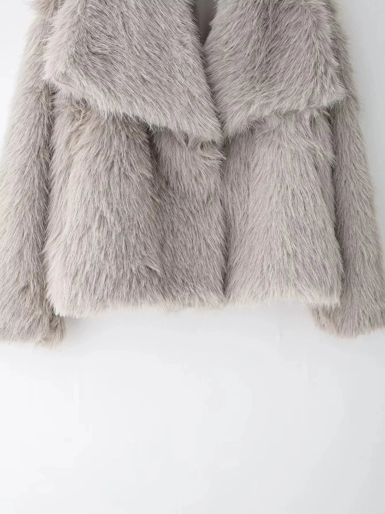 Bottom Faux Fur Coat in Greige