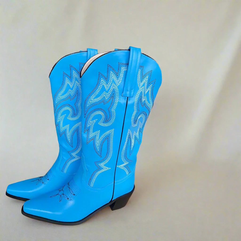 Western Cowgirl Boots in Blue